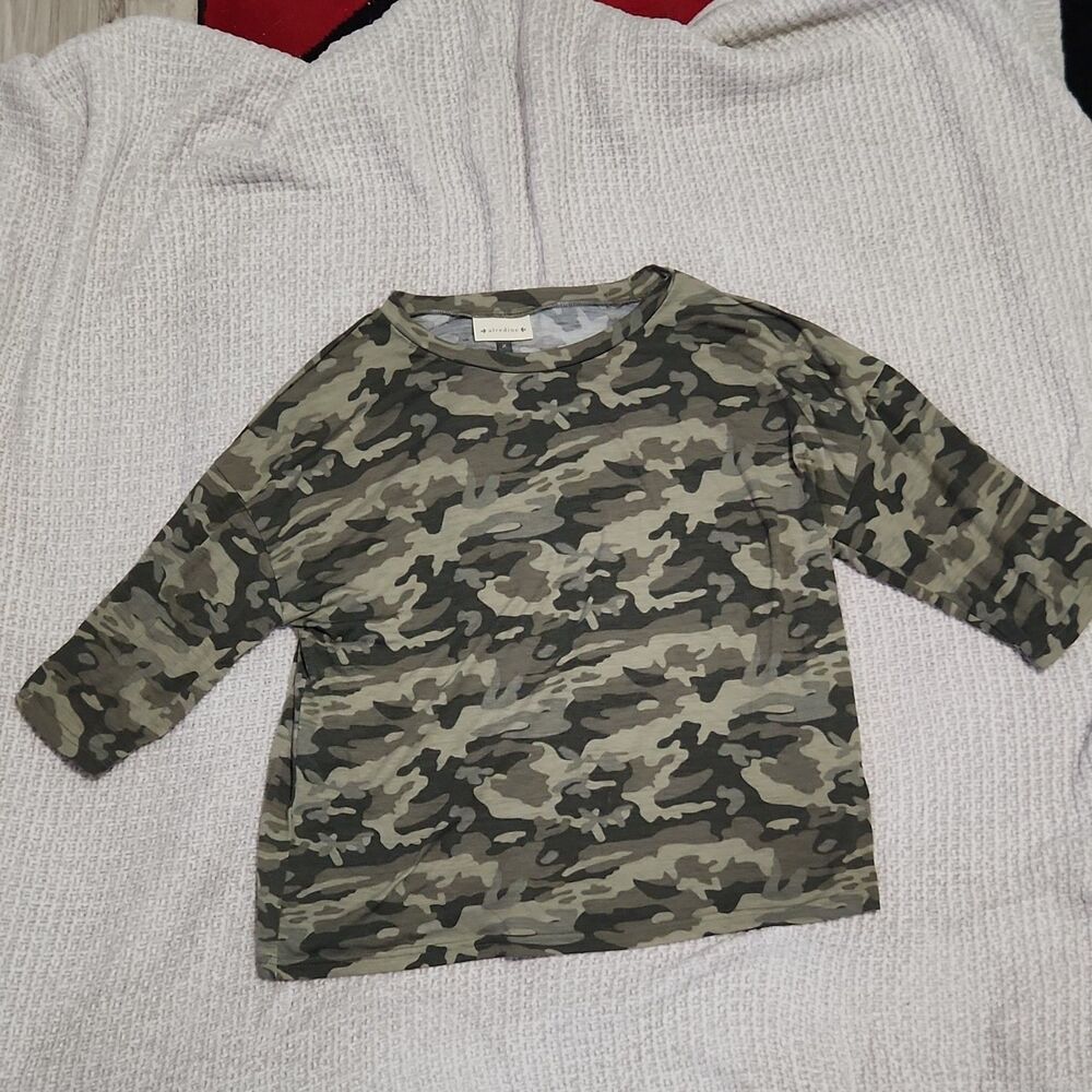 Alredine Camouflage Knit 3/4 Sleeve Crew Neck Top Womens M Green Gray Black - Picture 2 of 5